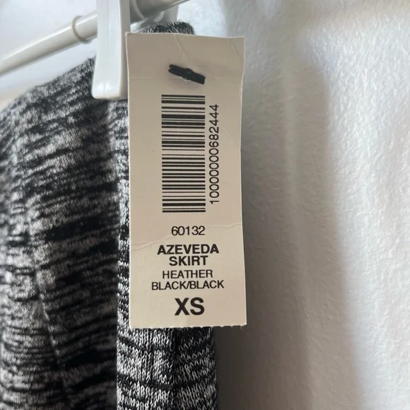 New with tag ARITZIA Wilfred Azeveda Stretchy Pencil Skirt in Heather Black - Picture 4 of 7